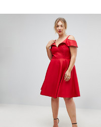 rotes ausgestelltes Kleid von Chi Chi London Plus