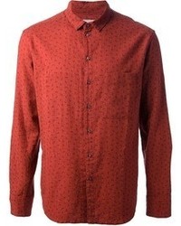 rotes bedrucktes Langarmhemd