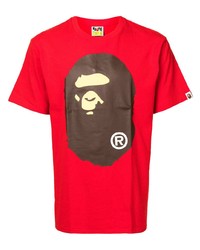 rotes bedrucktes T-Shirt mit einem Rundhalsausschnitt von A Bathing Ape