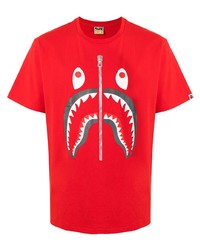 rotes bedrucktes T-Shirt mit einem Rundhalsausschnitt von A Bathing Ape