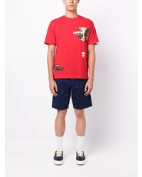 rotes bedrucktes T-Shirt mit einem Rundhalsausschnitt von AAPE BY A BATHING APE