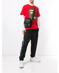 rotes bedrucktes T-Shirt mit einem Rundhalsausschnitt von A Bathing Ape