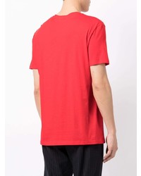 rotes bedrucktes T-Shirt mit einem Rundhalsausschnitt von Armani Exchange