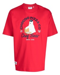 rotes bedrucktes T-Shirt mit einem Rundhalsausschnitt von Chocoolate