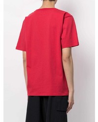 rotes bedrucktes T-Shirt mit einem Rundhalsausschnitt von agnès b.