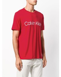 rotes bedrucktes T-Shirt mit einem Rundhalsausschnitt von CK Calvin Klein