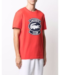 rotes bedrucktes T-Shirt mit einem Rundhalsausschnitt von Lacoste