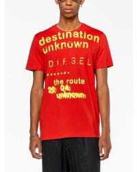 rotes bedrucktes T-Shirt mit einem Rundhalsausschnitt von Diesel