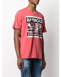 rotes bedrucktes T-Shirt mit einem Rundhalsausschnitt von Barbour By Steve Mc Queen
