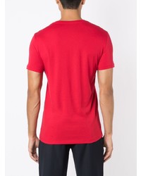 rotes bedrucktes T-Shirt mit einem Rundhalsausschnitt von Armani Exchange