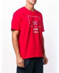 rotes bedrucktes T-Shirt mit einem Rundhalsausschnitt von Undercover