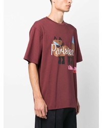 rotes bedrucktes T-Shirt mit einem Rundhalsausschnitt von MAISON KITSUNÉ