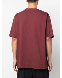 rotes bedrucktes T-Shirt mit einem Rundhalsausschnitt von MAISON KITSUNÉ