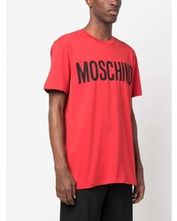 rotes bedrucktes T-Shirt mit einem Rundhalsausschnitt von Moschino