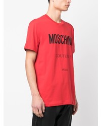 rotes bedrucktes T-Shirt mit einem Rundhalsausschnitt von Moschino