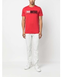 rotes bedrucktes T-Shirt mit einem Rundhalsausschnitt von Diesel