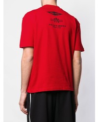 rotes bedrucktes T-Shirt mit einem Rundhalsausschnitt von McQ Alexander McQueen