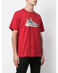 rotes bedrucktes T-Shirt mit einem Rundhalsausschnitt von Mostly Heard Rarely Seen 8-Bit