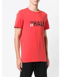 rotes bedrucktes T-Shirt mit einem Rundhalsausschnitt von Ron Dorff