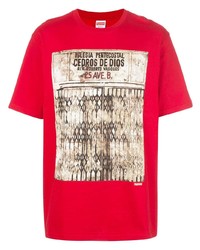 rotes bedrucktes T-Shirt mit einem Rundhalsausschnitt von Supreme