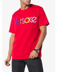 rotes bedrucktes T-Shirt mit einem Rundhalsausschnitt von Versace