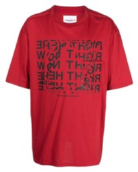 rotes bedrucktes T-Shirt mit einem Rundhalsausschnitt von Takahiromiyashita The Soloist