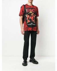 rotes bedrucktes T-Shirt mit einem Rundhalsausschnitt von Versace