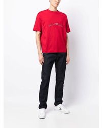 rotes besticktes T-Shirt mit einem Rundhalsausschnitt von Emporio Armani