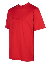 rotes besticktes T-Shirt mit einem Rundhalsausschnitt von Supreme