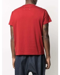 rotes besticktes T-Shirt mit einem Rundhalsausschnitt von Maison Margiela