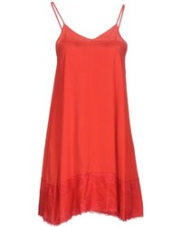 rotes Camisole-Kleid aus Spitze