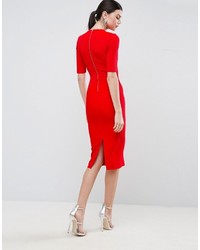 rotes figurbetontes Kleid