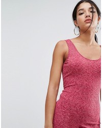 rotes figurbetontes Kleid von Asos