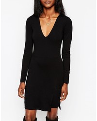 rotes figurbetontes Kleid von Asos