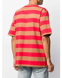 rotes horizontal gestreiftes T-Shirt mit einem Rundhalsausschnitt von Stussy