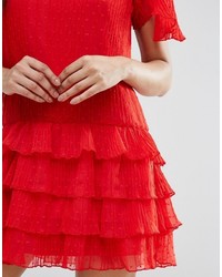 rotes Kleid aus Netzstoff mit Rüschen von Missguided