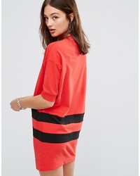 rotes Kleid von Love Moschino