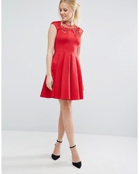 rotes Kleid von Ted Baker