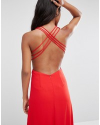 rotes Maxikleid mit Ausschnitten