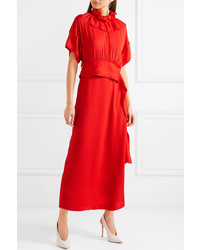 rotes Midikleid aus Seide mit Rüschen von Victoria Beckham