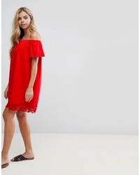 rotes schulterfreies Kleid aus Spitze von Asos