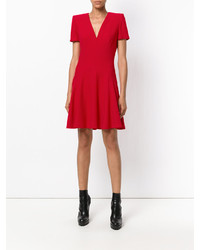 rotes Seidekleid von Alexander McQueen