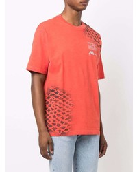 rotes Mit Batikmuster T-Shirt mit einem Rundhalsausschnitt von Mauna Kea