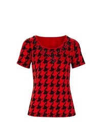 rotes T-Shirt mit einem Rundhalsausschnitt mit Hahnentritt-Muster