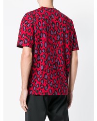 rotes T-Shirt mit einem Rundhalsausschnitt mit Leopardenmuster von Kenzo