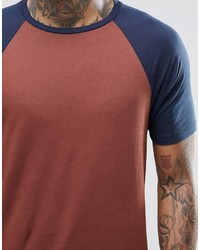 rotes T-Shirt mit einem Rundhalsausschnitt von Asos