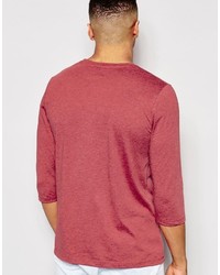 rotes T-Shirt mit einem Rundhalsausschnitt von Asos