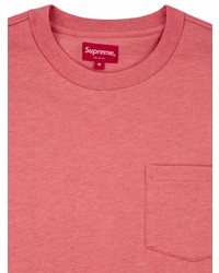 rotes T-Shirt mit einem Rundhalsausschnitt von Supreme