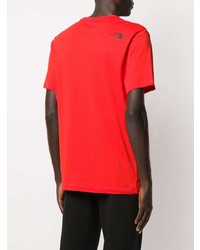 rotes T-Shirt mit einem Rundhalsausschnitt von The North Face