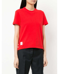 rotes T-Shirt mit einem Rundhalsausschnitt von Thom Browne